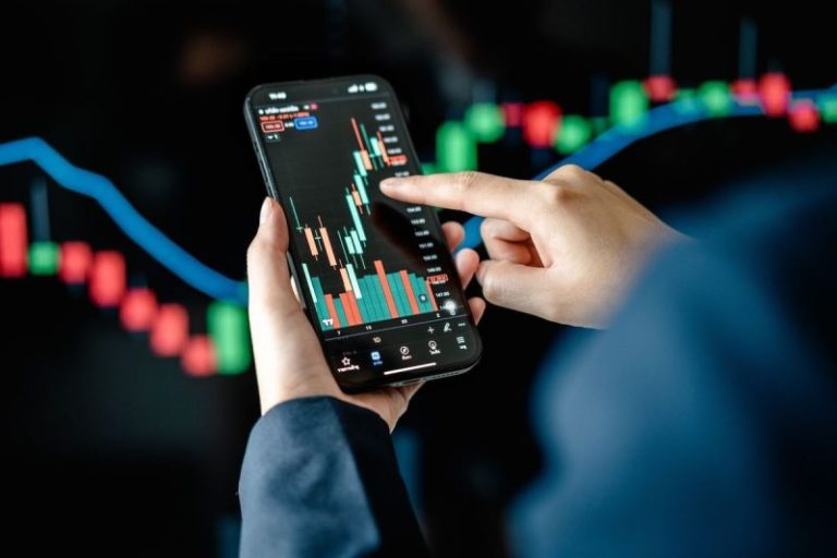 Velox Announces ASX Dual Listing, Gets Vanadium Project Support from Queensland Government