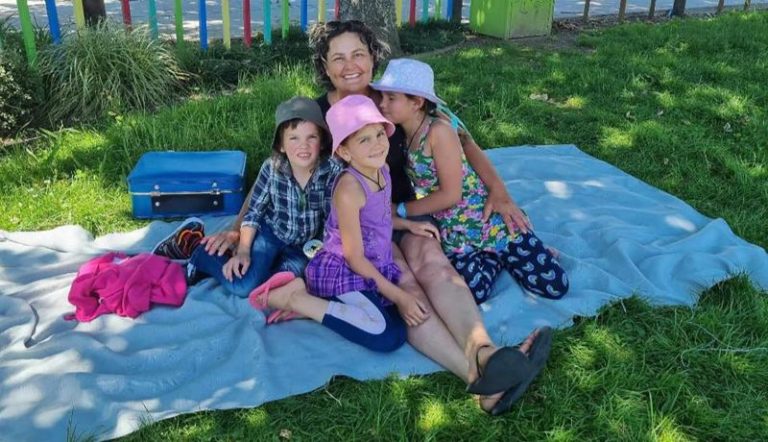 New Zealand police renew hunt for fugitive father and three children missing since 2021