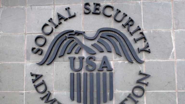 SEN ELIZABETH WARREN: Social Security is under attack. Gutting it is a broken promise