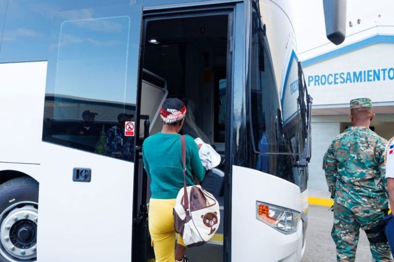 Dominican Republic deports dozens of Haitian pregnant women and children in hospital crackdown