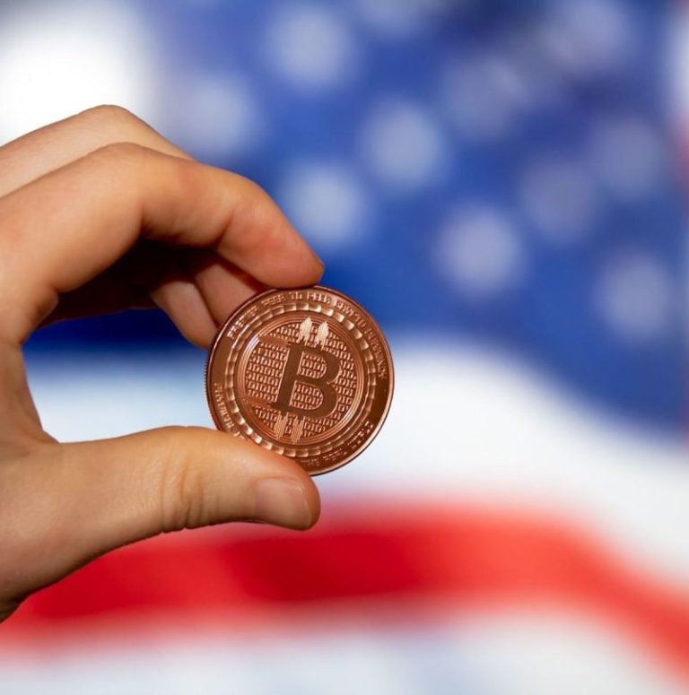 Crypto Market Recap: Strategy Eyes US$1B Raise for Bitcoin Push, UK Regulator Reverses ETN Ban